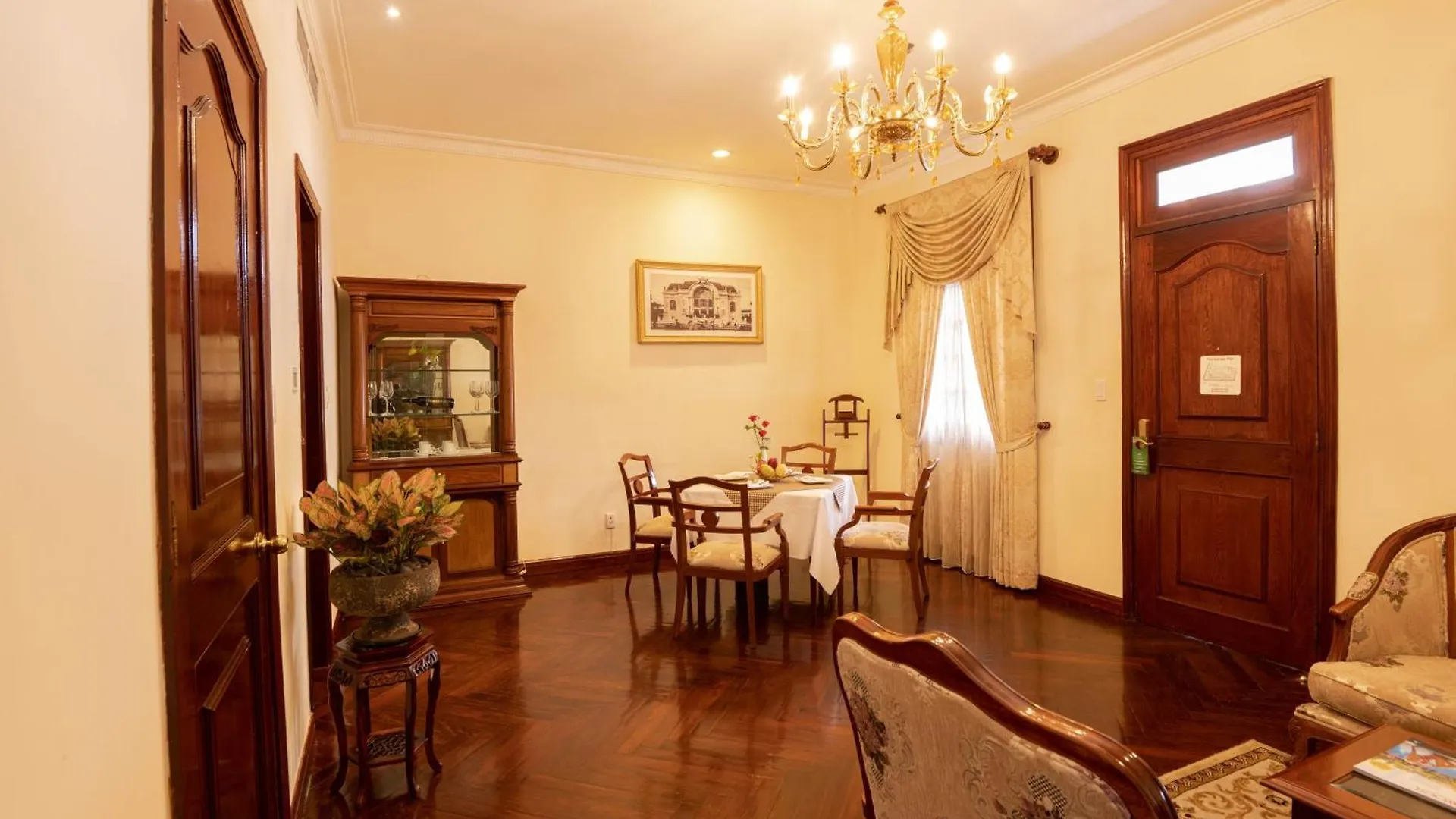 Hotel Grand Saigon Ho Chi Minh